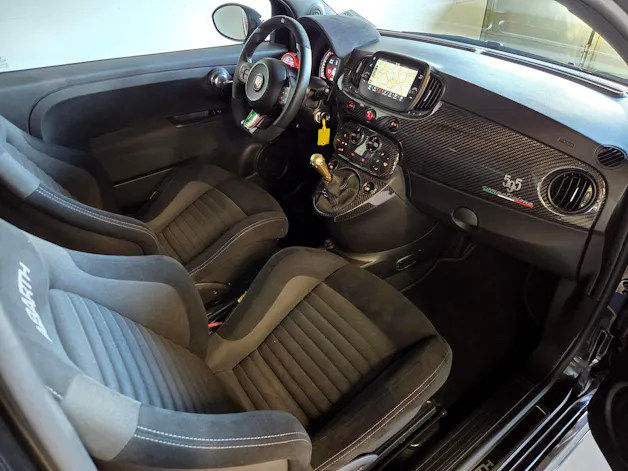 FIAT 595 Abarth 1.4 T-Jet 180 Competizione