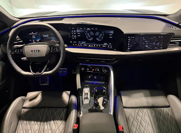 AUDI SQ5 TFSI quattro S-tronic