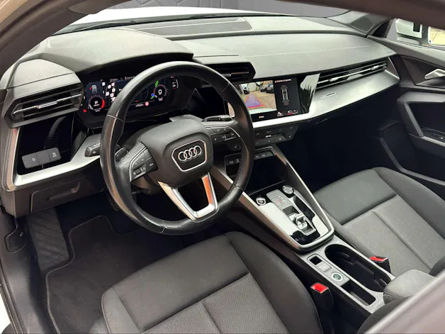 AUDI A3 Sportback 35 TFSI advanced Attraction S-tronic