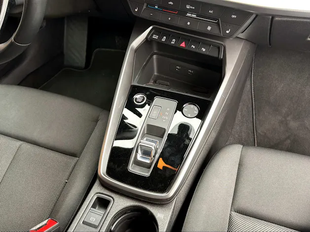 AUDI A3 Sportback 35 TFSI advanced Attraction S-tronic