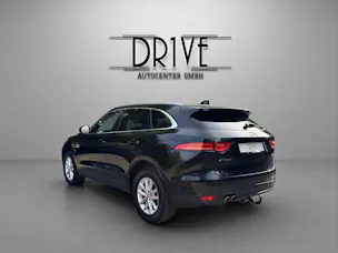 Jaguar F-Pace 2.0d Portfolio AWD Automatik *AHK*Rückfahrkamera*Sitz-/ Lenkradheizung uvm.*