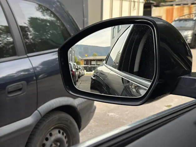 Jaguar F-Pace 2.0d Portfolio AWD Automatik *AHK*Rückfahrkamera*Sitz-/ Lenkradheizung uvm.*