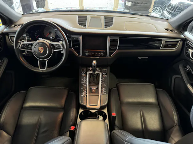 PORSCHE Macan S PDK | CH Swiss Package | Luftfederung | 21" | PDLS+ | PANORAMA | Memory | DAB+ |