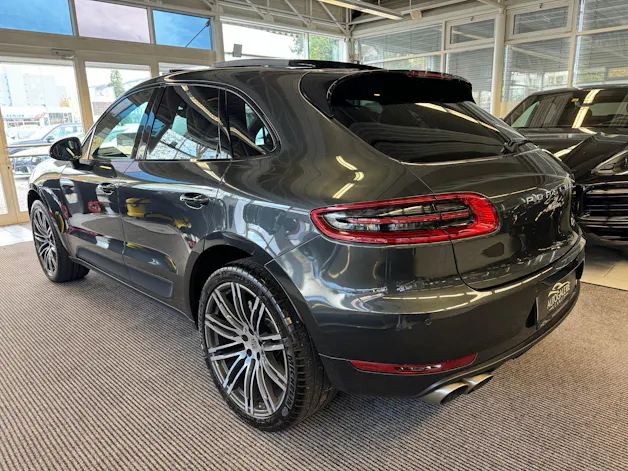 PORSCHE Macan S PDK | CH Swiss Package | Luftfederung | 21" | PDLS+ | PANORAMA | Memory | DAB+ |