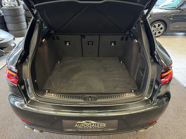 PORSCHE Macan S PDK | CH Swiss Package | Luftfederung | 21" | PDLS+ | PANORAMA | Memory | DAB+ |