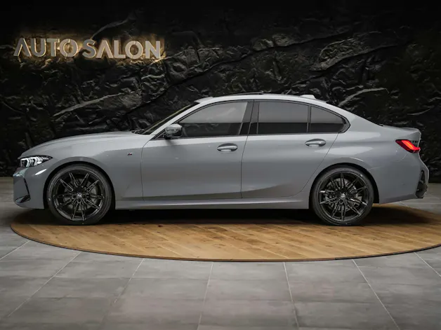 BMW 330d xDrive Steptronic M Sport Pro *Facelift*Werksgarantie*Panorama*Head-Up*AHK*