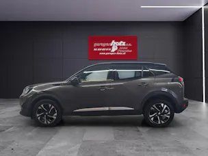 PEUGEOT 2008 1.2 GT