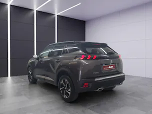 PEUGEOT 2008 1.2 GT