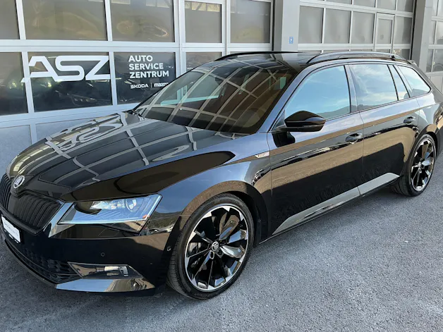 SKODA Superb Combi 2.0 TSI SportLine+ 4x4 DSG