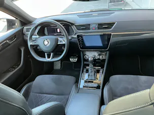 SKODA Superb Combi 2.0 TSI SportLine+ 4x4 DSG