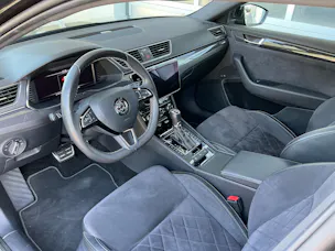 SKODA Superb Combi 2.0 TSI SportLine+ 4x4 DSG