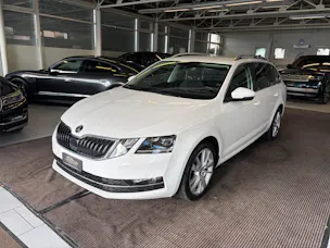 SKODA Octavia Combi 1.5 TSI Style DSG | Leichter Hagelschaden | SEHR GEPFLEGT | Windschutzscheibe Neu |