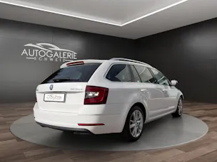 SKODA Octavia Combi 1.5 TSI Style DSG | Leichter Hagelschaden | SEHR GEPFLEGT | Windschutzscheibe Neu |