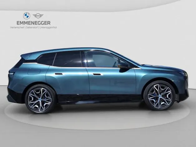 BMW iX xDrive40
