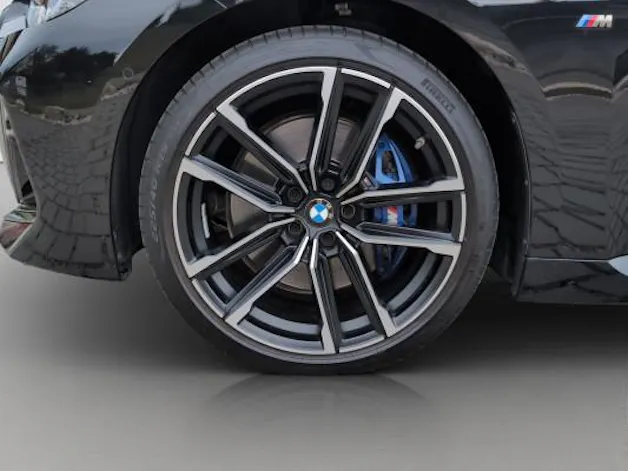 BMW M240i xDrive