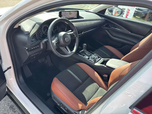 MAZDA CX-30 SKYACTIV-G 140 MHEV Nagisa Automat