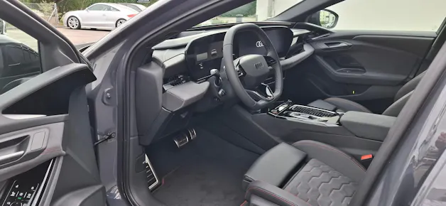 AUDI A6 Avant e-tron quattro