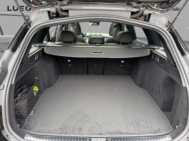 MERCEDES-BENZ C 220 d T 4 Matic Swiss Star