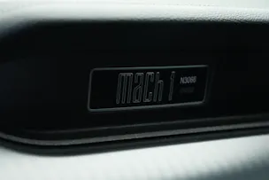 FORD Mustang Fastback 5.0 V8 Mach 1