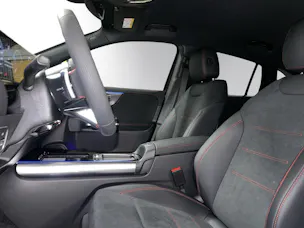 MERCEDES-BENZ GLA 200 Night Star 7G-DCT