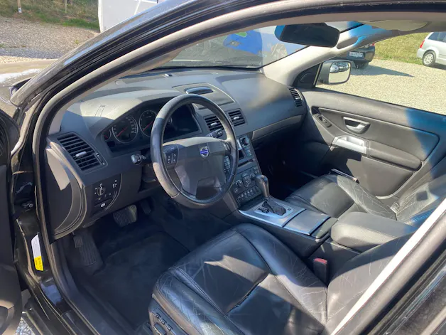 VOLVO XC90 2.5T AWD