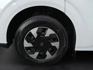 FORD E-Transit Custom Van 320 L1 Trend
