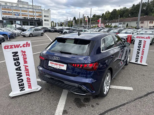 AUDI A3 Sportback 35 TDi S-Line S-Tronic Automat