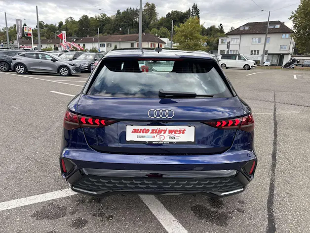 AUDI A3 Sportback 35 TDi S-Line S-Tronic Automat