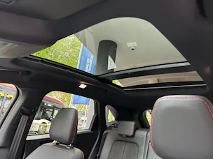 FORD Kuga 2.5 FHEV ST-Line X 4WD
