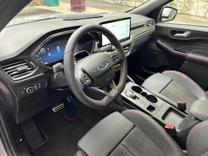FORD Kuga 2.5 FHEV ST-Line X 4WD