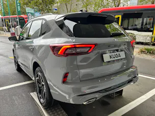 FORD Kuga 2.5 FHEV ST-Line X 4WD