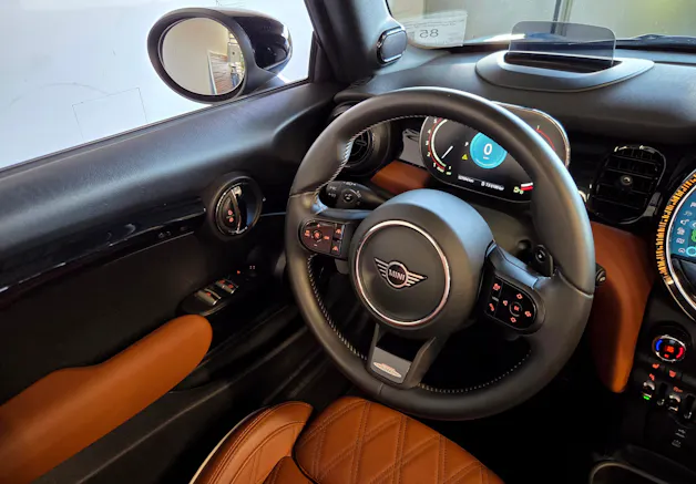 MINI Cabrio F57 2.0i John Cooper Works SAG