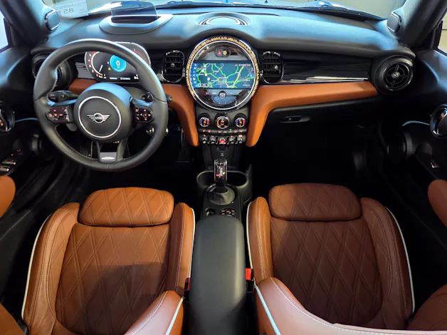 MINI Cabrio F57 2.0i John Cooper Works SAG