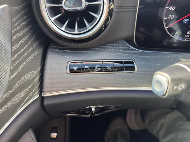 MERCEDES-BENZ CLS 450 AMG Line 4matic