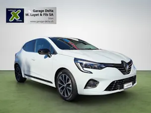 RENAULT Clio 1.6 E-Tech Techno