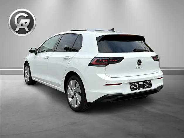VW Golf 1.5 TSI PHEV Life