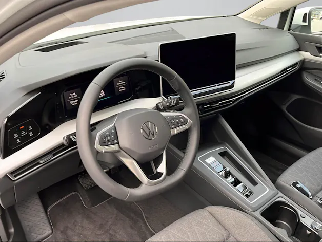 VW Golf 1.5 TSI PHEV Life