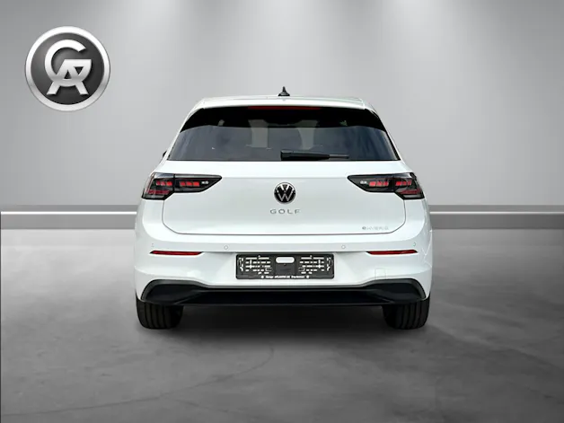 VW Golf 1.5 TSI PHEV Life