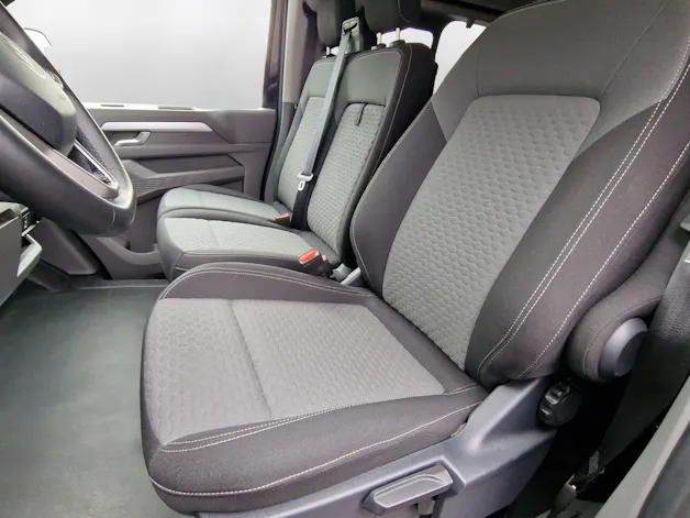 VW Caravelle 2.0 TDI Life LWB Aut 8