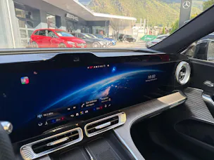 MERCEDES-BENZ C 400 4MATIC EQ Technology