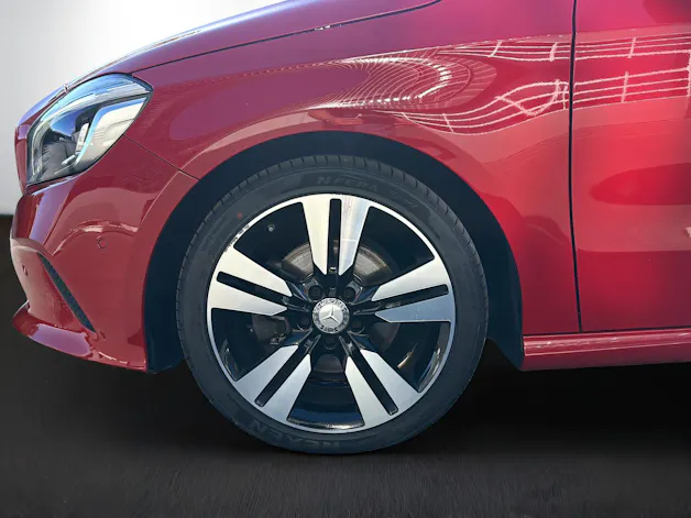 MERCEDES-BENZ A-Klasse W176 A 200 Urban