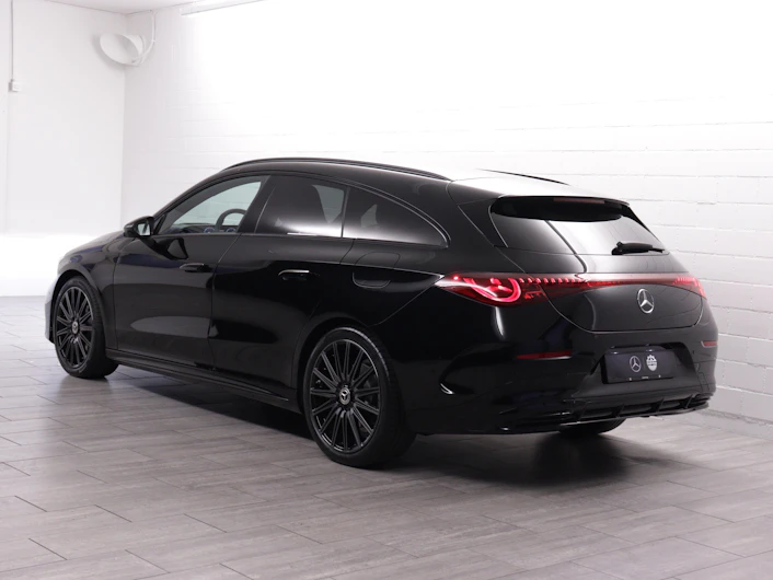 Fahrzeugbild MERCEDES-BENZ CLA 220