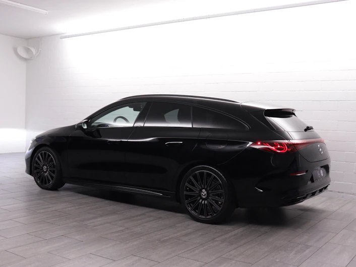Fahrzeugbild MERCEDES-BENZ CLA 220