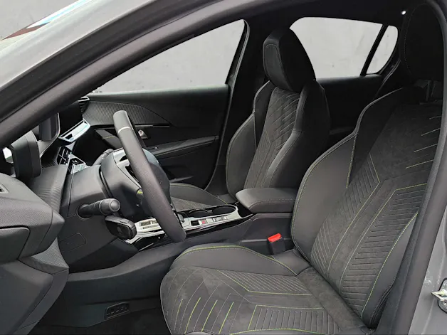 PEUGEOT 208 1.2 Hybrid 145 GT Exclusive