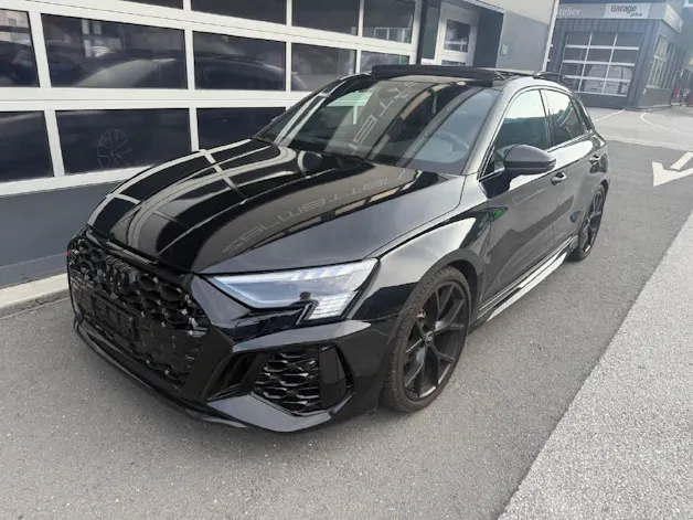 AUDI RS3 Sportback 2.5 TFSI quattro S-Tronic (CH)