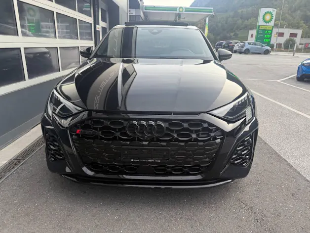 AUDI RS3 Sportback 2.5 TFSI quattro S-Tronic (CH)