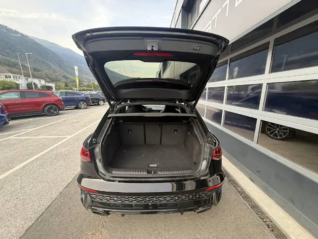 AUDI RS3 Sportback 2.5 TFSI quattro S-Tronic (CH)