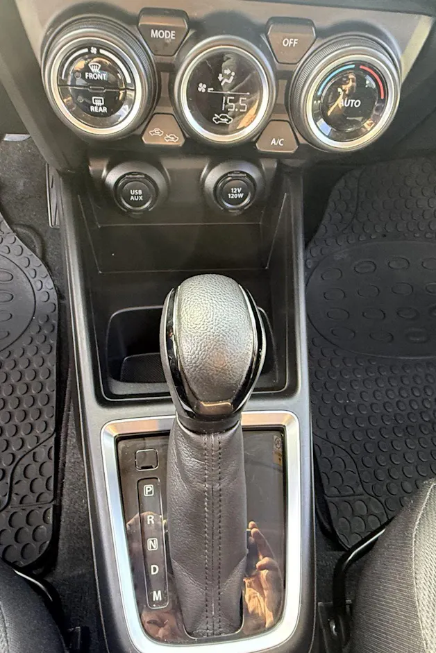 Suzuki Swift 1.0 T Compact Top
