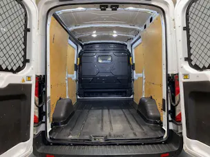 FORD Transit Van 350 L2H2 2.0 TDCi 170 PS Ambiente