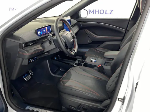 FORD Mustang Mach-E Premium AWD